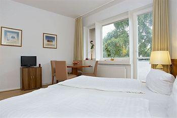 Rs Am Kurfurstendamm Appartamento Berlino